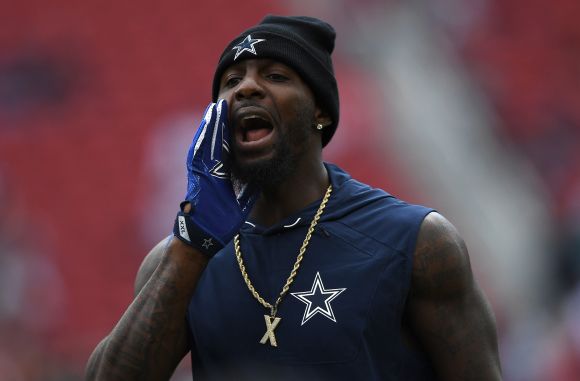 Dez Bryant Goes Nuclear on His Former Team in Entertaining Twitter Rant