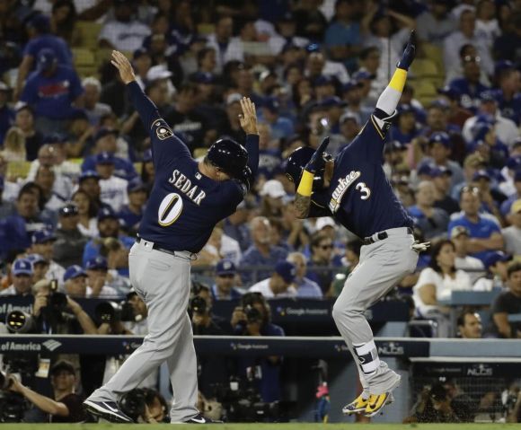 Brewers' Team Cycle Helps to Stop Dodgers