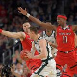 Final Four: Texas Tech's Lockdown Defense Strikes Again, Smothers Sparty