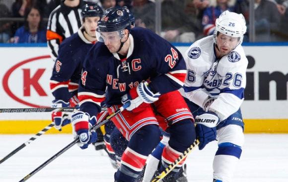 Trading Headaches: Rangers and Lightning Prefer Dumping to Dealing