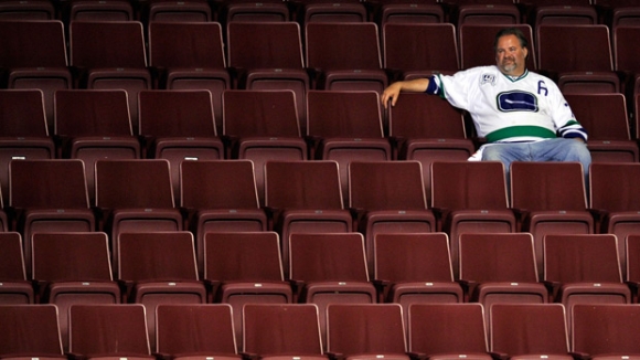 Empty Promise: Vancouver Canucks Believe Non-Sellout Streak Can Rival Sellout Streak