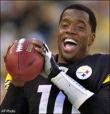 More Drama for Slash: Hawks Usher Accuses Kordell Stewart of Coming on to Him