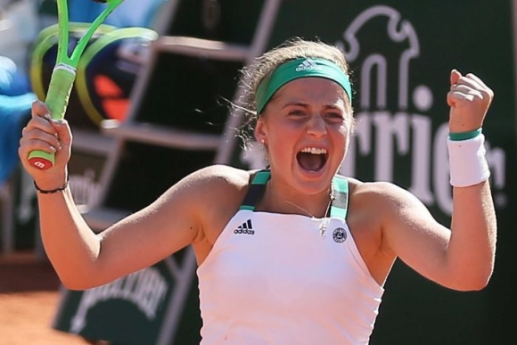 Unseeded Ostapenko Storms to French Open Title