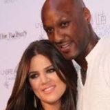 Tell-all question No 1: Does Khloe apply eye-liner with a felt pen?