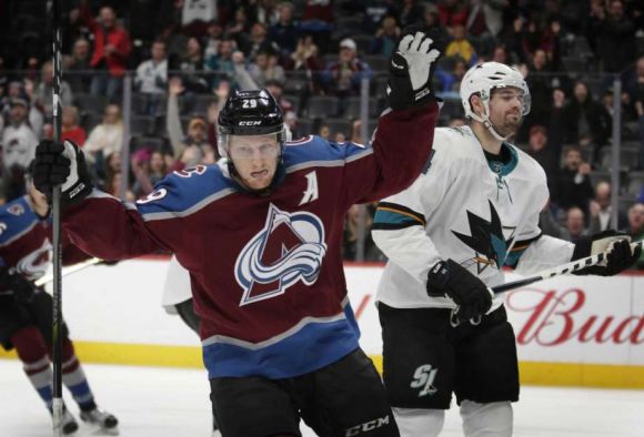 Avalanche Buries Sharks; Win 8th Straight