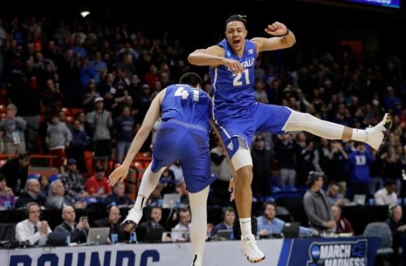 Big Dance: Arizona Smashed, Miami Edged in First-Round Upsets