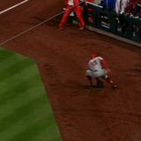 Joey Votto Goes Full Troll on Eagles Fan