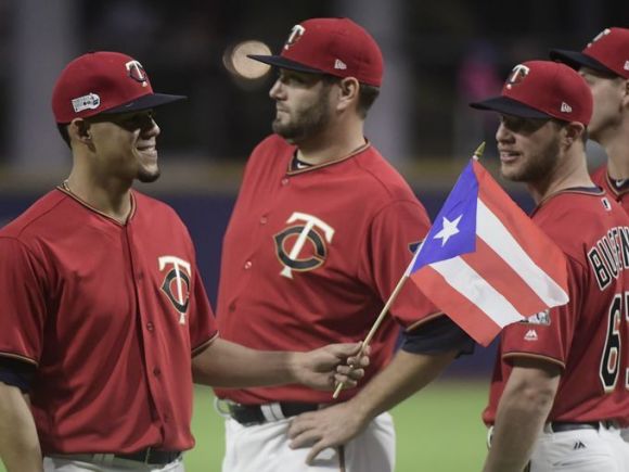 Despite Puerto Rico Blackout, the MLB Roadshow Went On