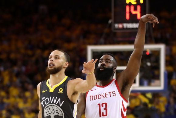 Rockets Beat the Odds, Win in the Dubs' House