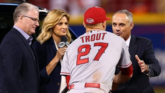 Angels Defend Mike Trout against Rob Manfred's Passive Aggressive Nonsense