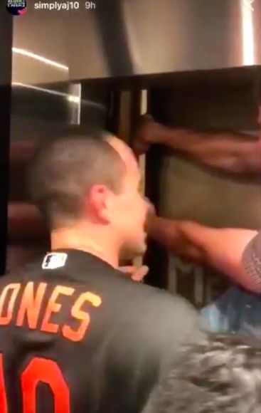 Some Orioles Players Get Trapped in Toronto Freight Elevator