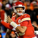 Mahomes Owns the NFL's First-Three-Weeks' TD-Tossing Record
