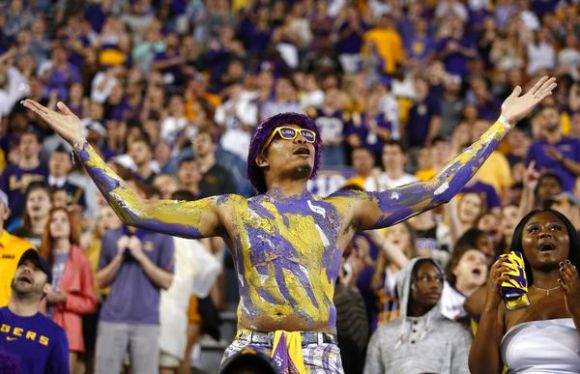 There's Gonna Be Lotsa Life in Death Valley Tonight