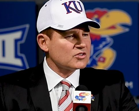 Les Miles Is Getting Back to Where He Once Belonged