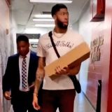 Anthony Davis Wears His Favorite Looney Tunes T-Shirt for Final Game with Pelicans