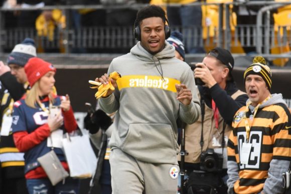 The Mere Existence of JuJu Smith-Schuster Is Enough for Steelers Nation to Forget Antonio Brown
