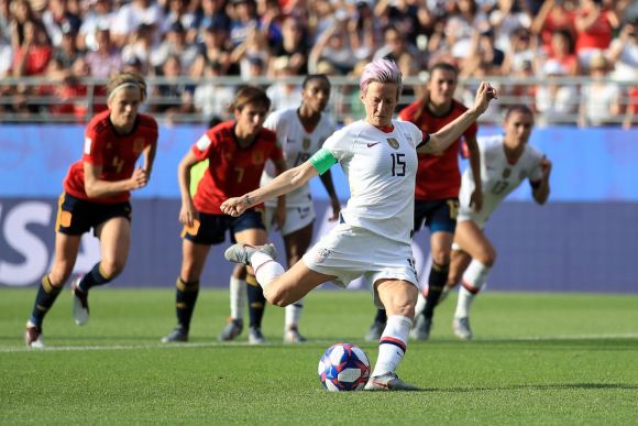 USWNT Turns Back the French Revolution