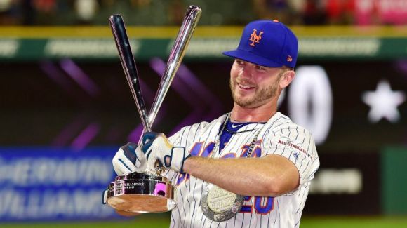 Alonso Swoops in to Win Epic Home Run Derby