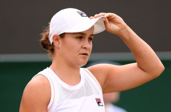 Unranked Yank Topples Top Seed Barty at Wimbledon; Coco Goes, Too
