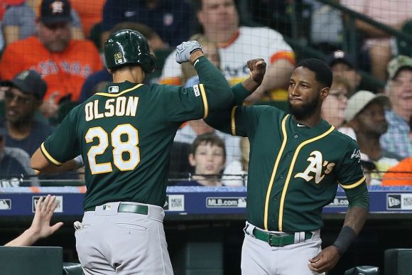 A's Snag 3 of 4 in Houston, Edge Ahead in Wild Card Race