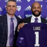 Huskies' Petersen Kicks Himself Upstairs