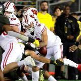 Rose Bowl: Ducks Rope-a-Dope the Butterfingered Badgers