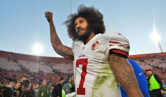 Kaepernick's Gonna Pay Minneapolis Protesters' Legal Bills