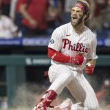 Harper's Looking Sharper as Phils Find Cruise Control