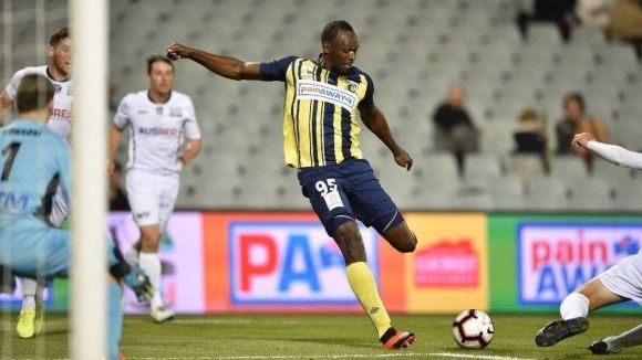 Usain Bolt's Officially a Pro Footballer; Pops a Pair of Goals in Oz