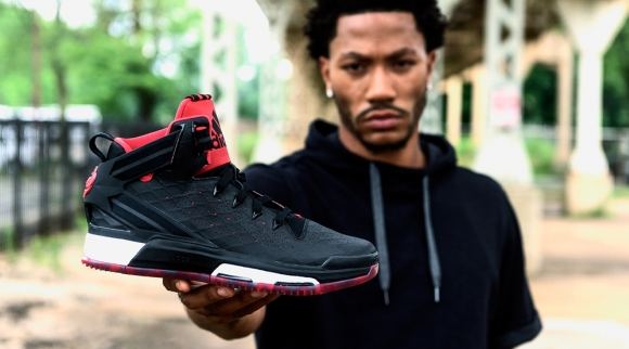 Derrick Rose Doesn't Care Much for Triangles