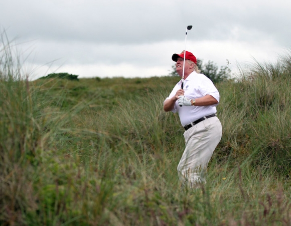 Donald Trump Is Oblivious to Basic Golfing Etiquette