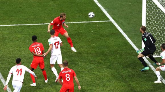 Kane’s Late Header Saves England