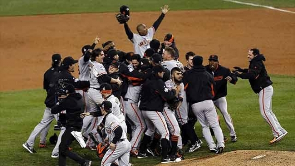 SF's 'Killer P's Poised to Prance to Another NL Title