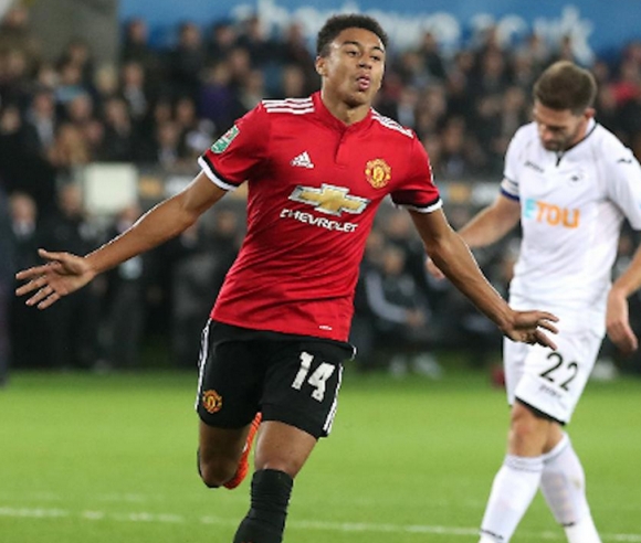 Manchester United Rebounds from Frustration