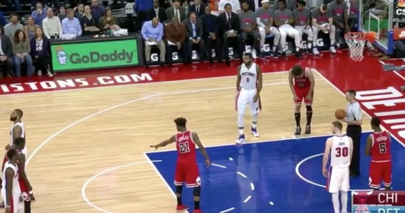 The Chicago Bulls and the Free Throw Low Five