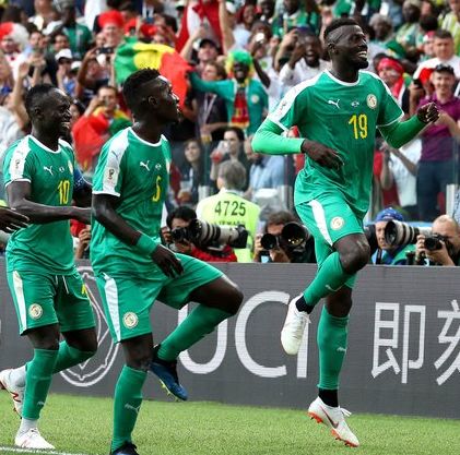 Senegal Runs Rings around Poland