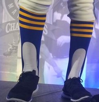 Mariners Include Stirrups in Their Sunday Retro Look