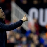 A thumbs up from the manager