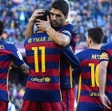 Barcelona Gives Sevilla a Super Noogie