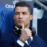 Ronaldo Returns, Gets Down to Biz Quickly