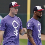Minnesota Twins Honor Prince at Target Field