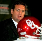 OU's Stoops Takes Shot at SEC 