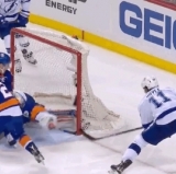 Boyle's Crunch Creates Space; Pops OT Winner for Lightning