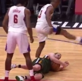 Chris Paul's Kicking It Old School