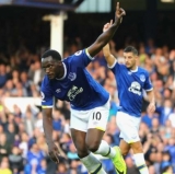 Everton Rises to Second by Trashing The Boro