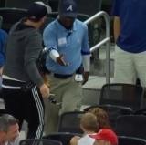 Braves Security Guard Attempts to Make a Child Cry