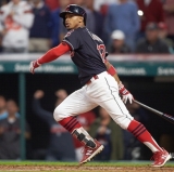 Jay Bruce Walk-Off 2B Pushes Tribe's Streak to 22