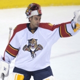 Luongo Returns to Vancouver in Triumph, and Then Triumphs