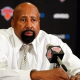 Knicks Coach Mike Woodson Stubbornly Clings to Job