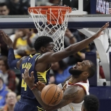 Pacers Put the Clamps on Cleveland; Snap Cavs' 13-Game Streak 